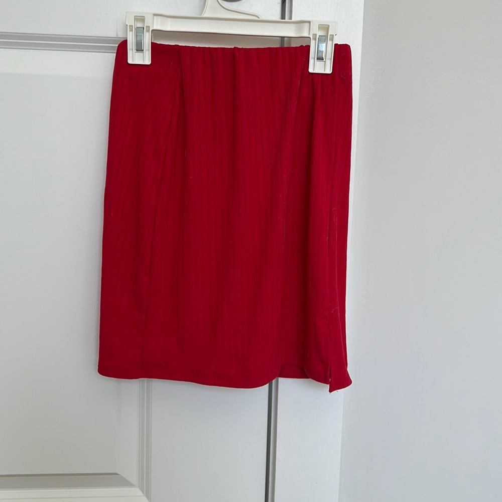 Red skirt